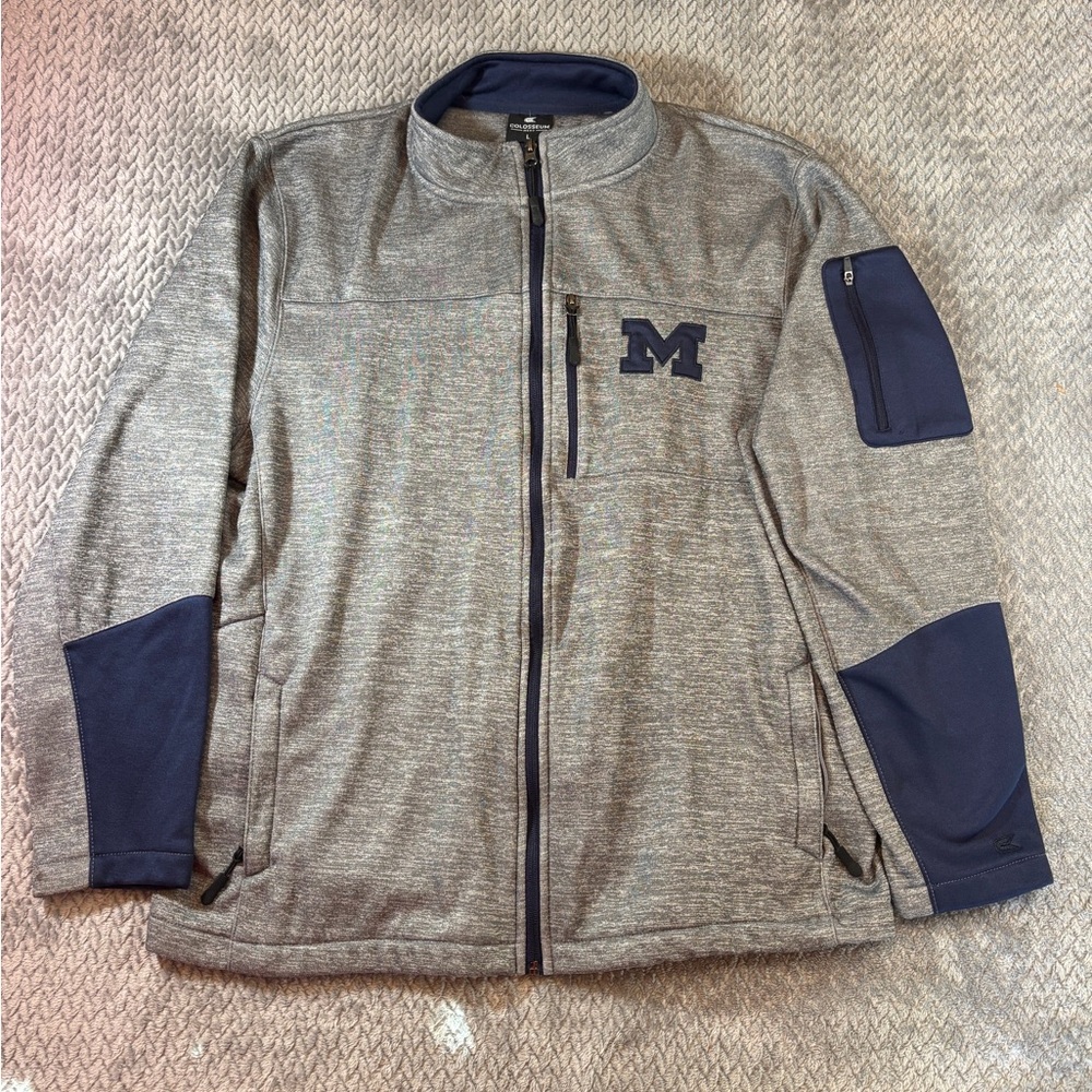 Men’s Colosseum Michigan University Gray Jacket with Zipper Pockets Size Large